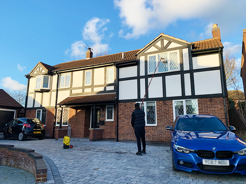 Professional Window Cleaning in West Bridgford. We provide a Money-Back Guarantee for residential Window Cleaning in West Bridgford. We text you the evening before each clean, so you know we’ll arrive the next day! 